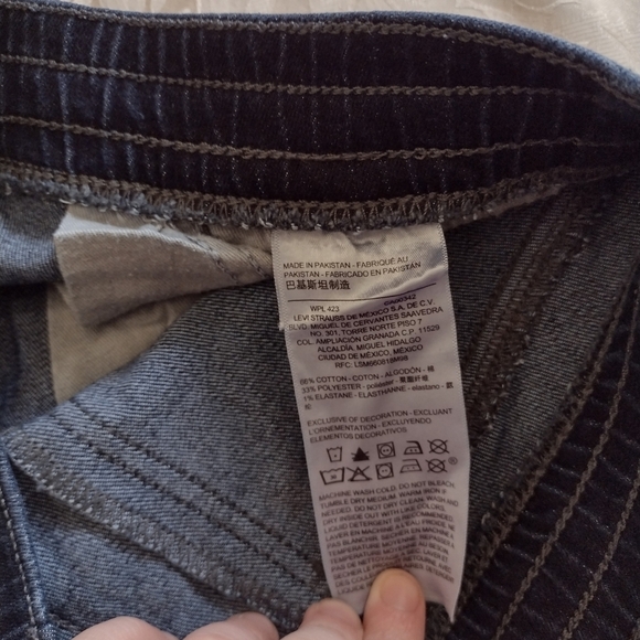 Signature Levi Strauss Girls Large Jean - Picture 6 of 9